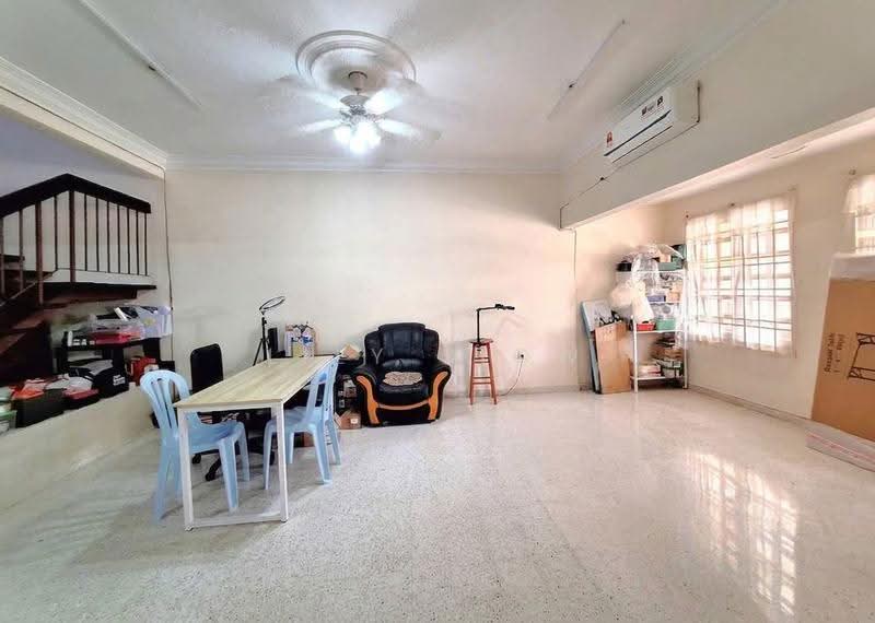 2-storey Terraced House for Sale in SS15 (Subang Jaya) - Lily Siow - Living Room - PropertyGuru.com.my