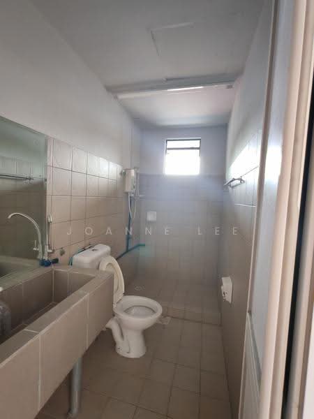 Apartment for Sale at Lintas Court - Joanne Lee - Bathroom - PropertyGuru.com.my