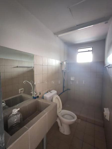 Apartment for Sale at Lintas Court - Joanne Lee - Bathroom - PropertyGuru.com.my