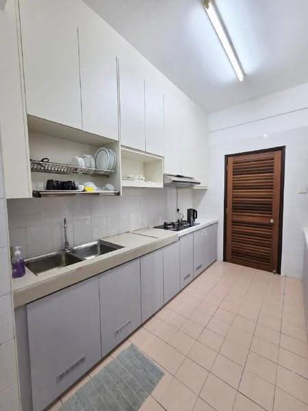 Kondominium untuk Disewa di Puteri Palma Condominiums - Zulhilmi Zakaria - Kitchen - PropertyGuru.com.my