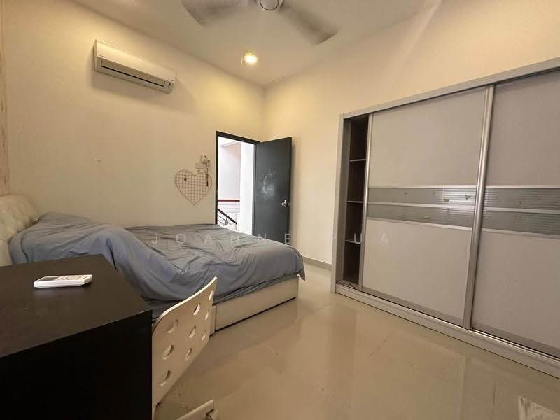 Rumah Kluster untuk Dijual di Bandar Parklands (Klang) - Joanne Pua - Bedroom - PropertyGuru.com.my