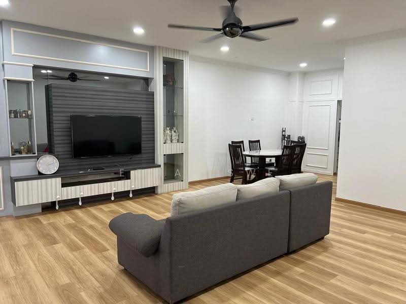 2-storey Terraced House for Rent in Taman Sri Putra Mas (Sungai Buloh) - Ethan Swe - Living Room - PropertyGuru.com.my