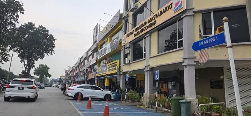 Kedai untuk Disewa di Gombak (Selangor) - Chew . - Exterior - PropertyGuru.com.my