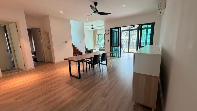 Rumah Berkembar untuk Disewa di Lepironia Gardens (Cyberjaya) - Izza Is - Dining Room - PropertyGuru.com.my