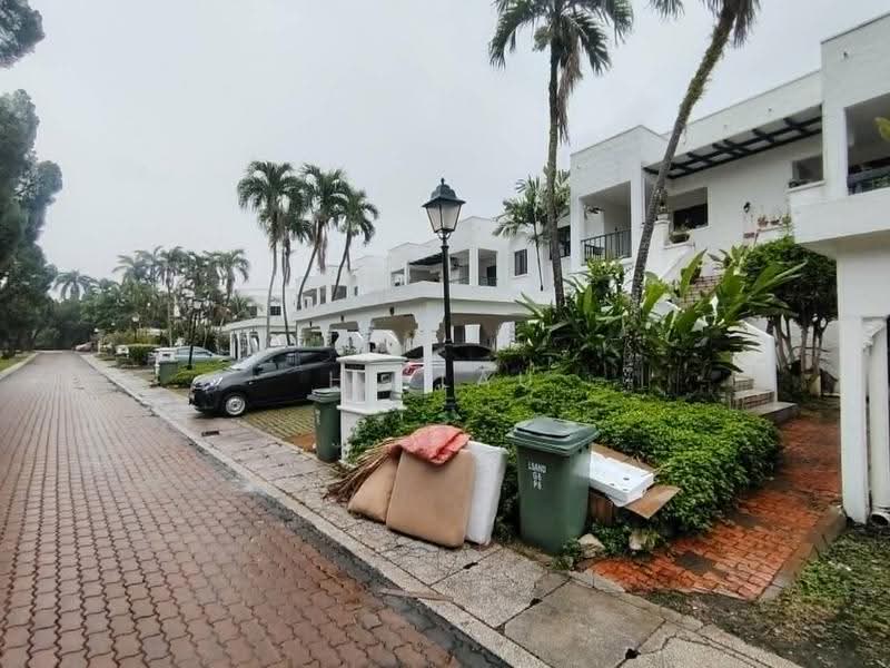 Townhouse for Sale in Country Heights (Kajang) - HL Lau - Exterior - PropertyGuru.com.my