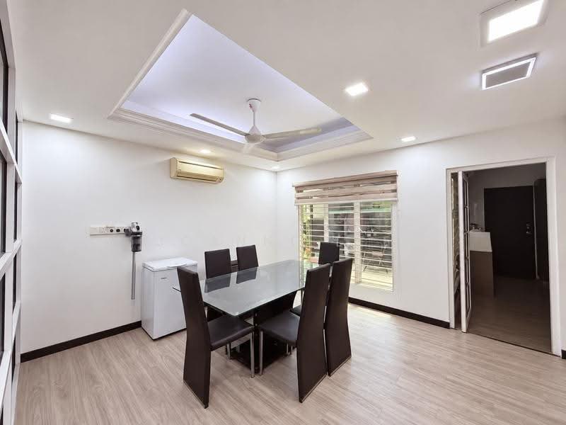 2.5-storey Terraced House for Sale in Kota Kinabalu (Sabah) - Joanne Lee - Dining Room - PropertyGuru.com.my