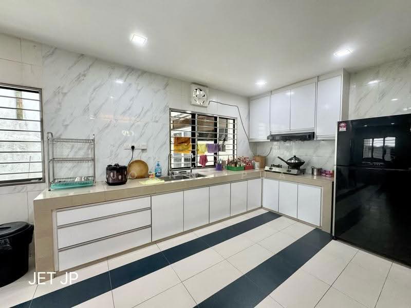 Rumah Berkembar untuk Dijual di Taman Bukit Prima (Cheras) - Joanne Pua - Kitchen - PropertyGuru.com.my
