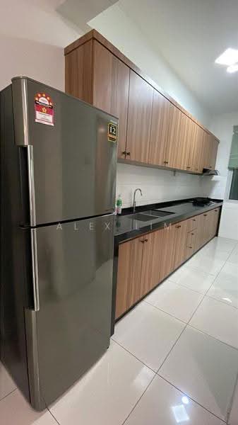 Condominium for Rent at 10 Island Resort - Alex Lim - Kitchen - PropertyGuru.com.my
