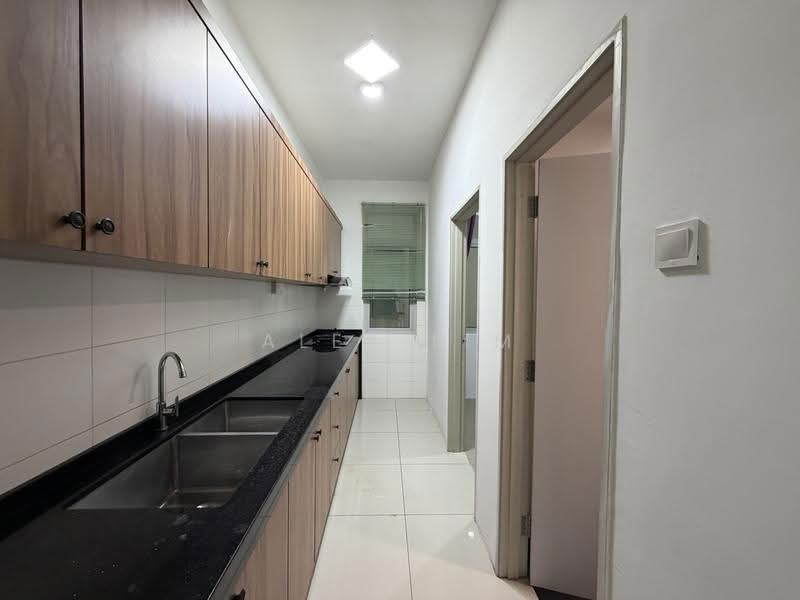 Condominium for Rent at 10 Island Resort - Alex Lim - Kitchen - PropertyGuru.com.my