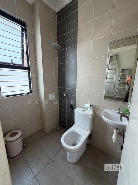 Rumah Teres 2-Tingkat untuk Dijual di Alam Nusantara (Setia Alam) - Joanne Pua - Bathroom - PropertyGuru.com.my