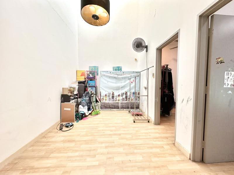 2-storey Terraced House for Sale in Bandar Bukit Raja (Klang) - Ameer Mujahid - Interior - PropertyGuru.com.my