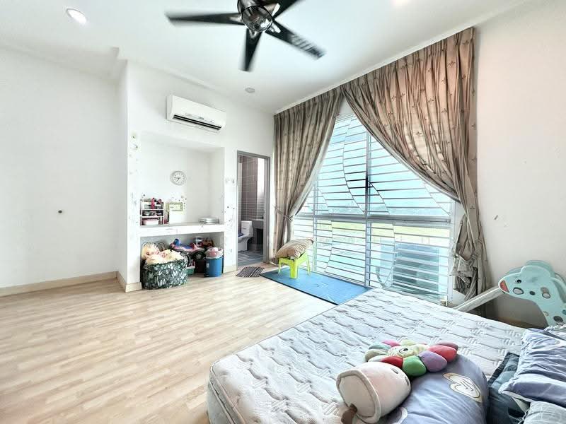 2-storey Terraced House for Sale in Bandar Bukit Raja (Klang) - Ameer Mujahid - Bedroom - PropertyGuru.com.my