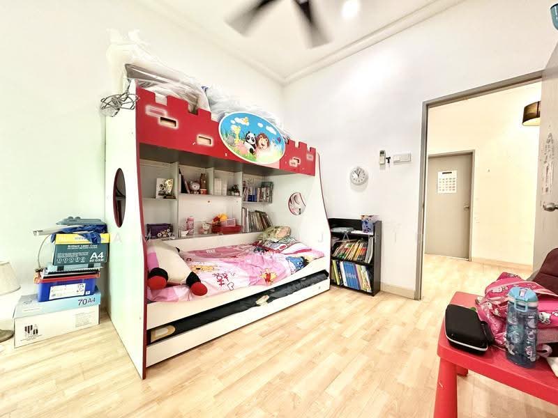 2-storey Terraced House for Sale in Bandar Bukit Raja (Klang) - Ameer Mujahid - Bedroom - PropertyGuru.com.my