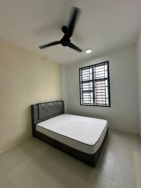 Pangsapuri untuk Dijual di Pangsapuri Pulai Mutiara - Sean Yeoh - Bedroom - PropertyGuru.com.my