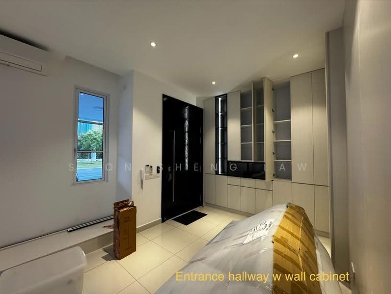 Rumah Berkembar untuk Dijual di Eco Majestic (Semenyih) - Soon Sheng Law - Entrance - PropertyGuru.com.my