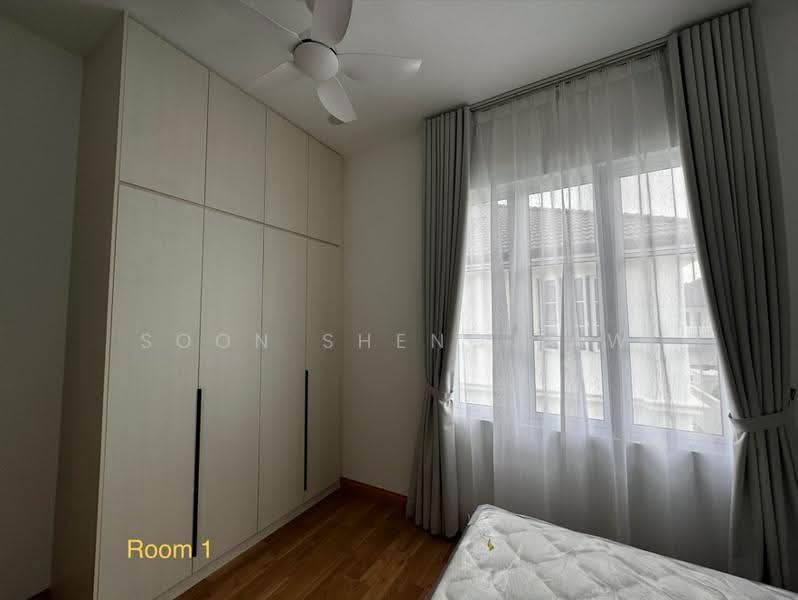 Rumah Berkembar untuk Dijual di Eco Majestic (Semenyih) - Soon Sheng Law - Bedroom - PropertyGuru.com.my
