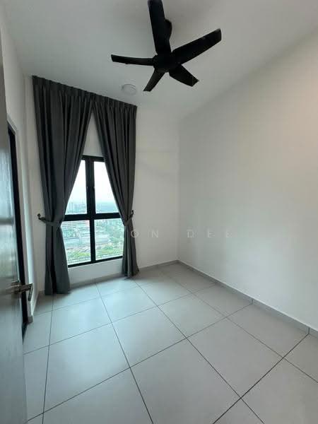Kediaman Servis untuk Disewa di Sinaran @ Utropolis - Elson Dee - Bedroom - PropertyGuru.com.my