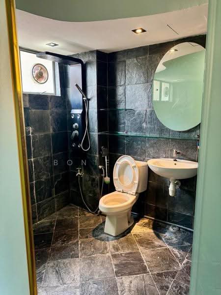 Kondominium untuk Disewa di Vista Tasik - Bonie Tan - Bathroom - PropertyGuru.com.my