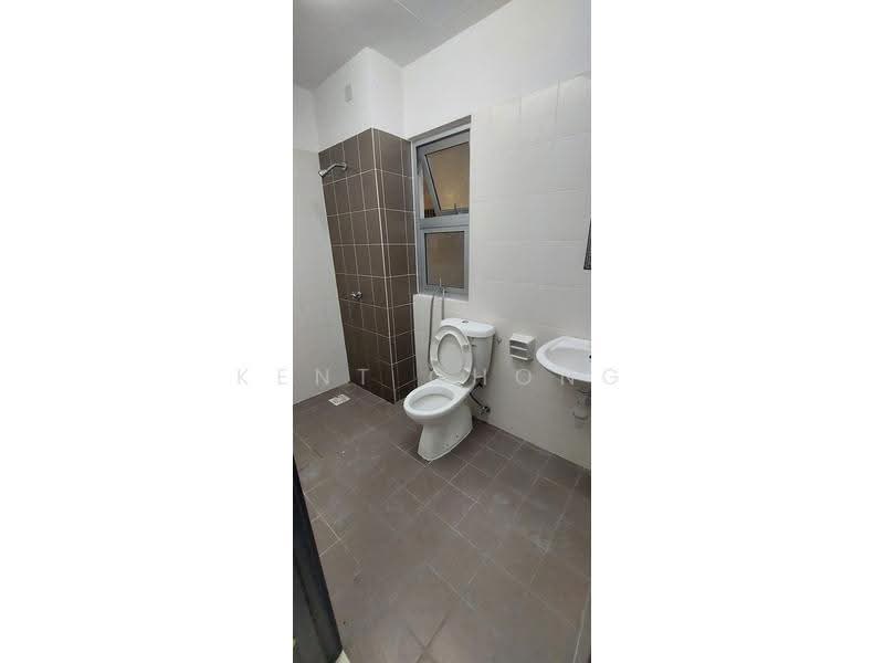 Kediaman Servis untuk Dijual di Saville @ Kajang - Kent Chong - Bathroom - PropertyGuru.com.my