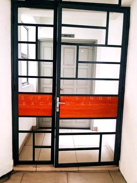 Kediaman Servis untuk Dijual di Main Place Residence - SURJIT SINGH BACHAN SINGH - Entrance - PropertyGuru.com.my