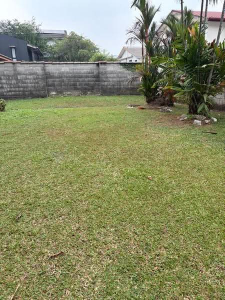 Bungalow House untuk Dijual di Seksyen 17 (Petaling Jaya) - Caydence Chay - Garden - PropertyGuru.com.my