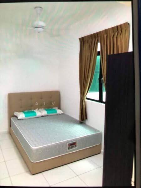 Service Residence for Rent at Sky Oasis Residence (Pangsapuri Oasis 1) - Alvin Lim - Bedroom - PropertyGuru.com.my