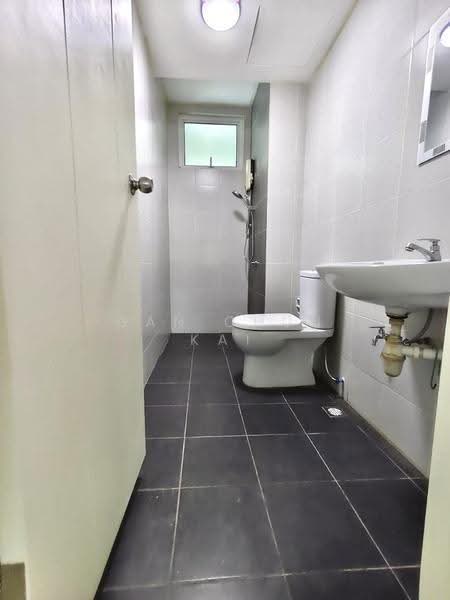 Service Residence for Rent at Birch Regency @ Penang Times Square - Gan Chun Kai - Bathroom - PropertyGuru.com.my