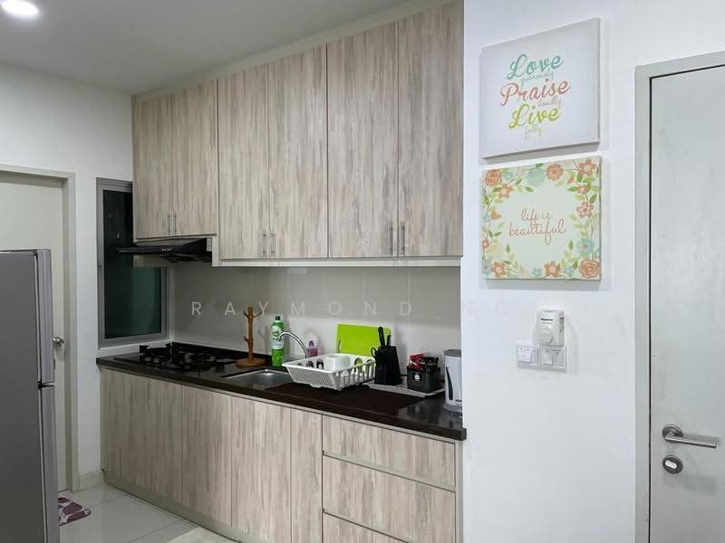 Kediaman Servis untuk Disewa di Savanna Executive Suite @ Southville City - Raymond Ng - Kitchen - PropertyGuru.com.my