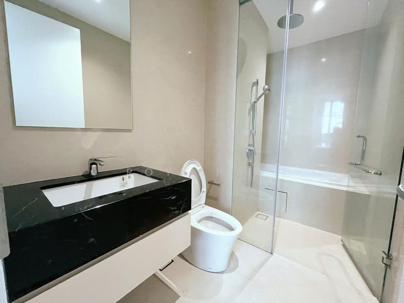 Service Residence for Rent at Pavilion Ceylon Hill - Roy Khaw - Bathroom - PropertyGuru.com.my