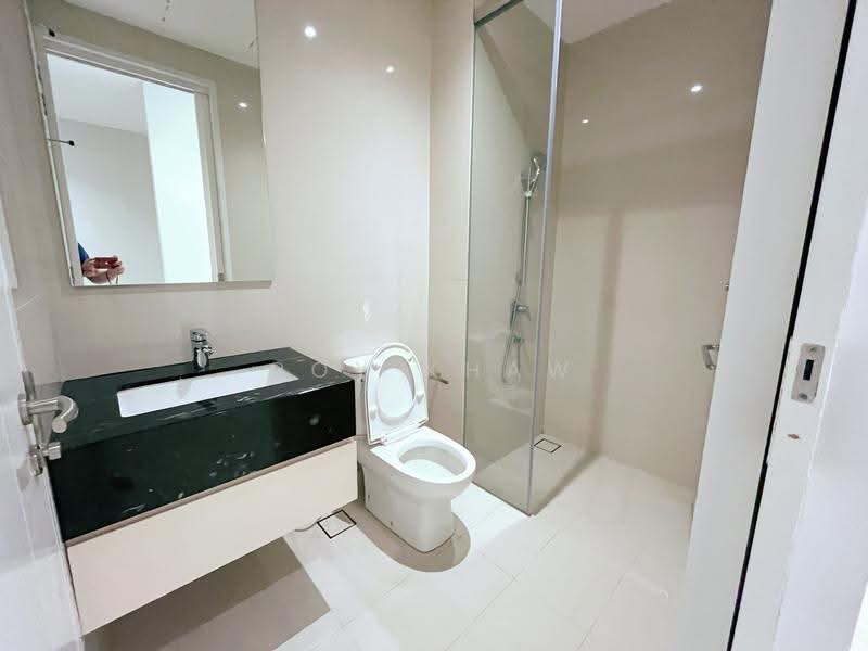 Service Residence for Rent at Pavilion Ceylon Hill - Roy Khaw - Bathroom - PropertyGuru.com.my