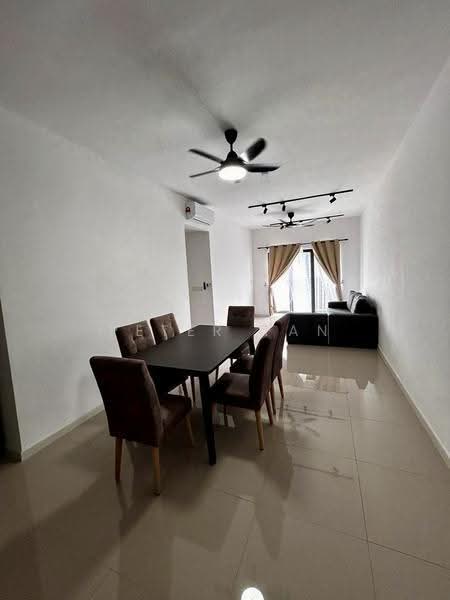 Kediaman Servis untuk Disewa di Sensory Residence @ Southville City - Peter Tan - Dining Room - PropertyGuru.com.my