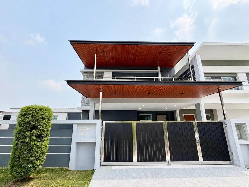 Semi-Detached House for Sale in Austin Heights (Tebrau) - Zephyr Khoo - Exterior - PropertyGuru.com.my