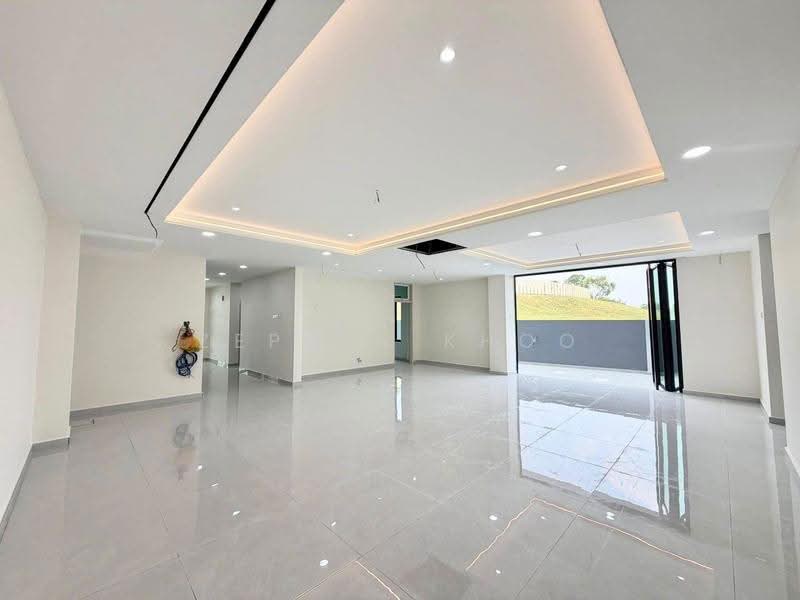 Semi-Detached House for Sale in Austin Heights (Tebrau) - Zephyr Khoo - Living Room - PropertyGuru.com.my