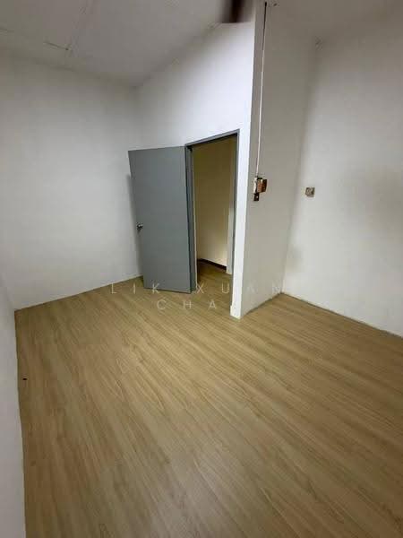 2-storey Terraced House for Sale in Taman Titiwangsa (Kluang) - Lik Xuan Chai - Interior - PropertyGuru.com.my