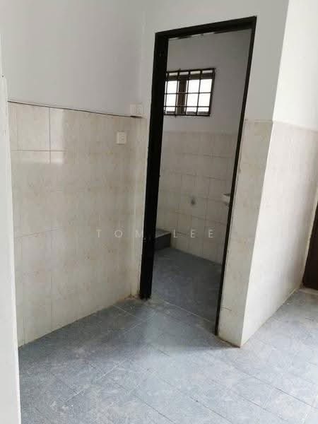 2-storey Terraced House for Sale in Taman Alam Nyata (Kapar) - Tom Lee - Interior - PropertyGuru.com.my
