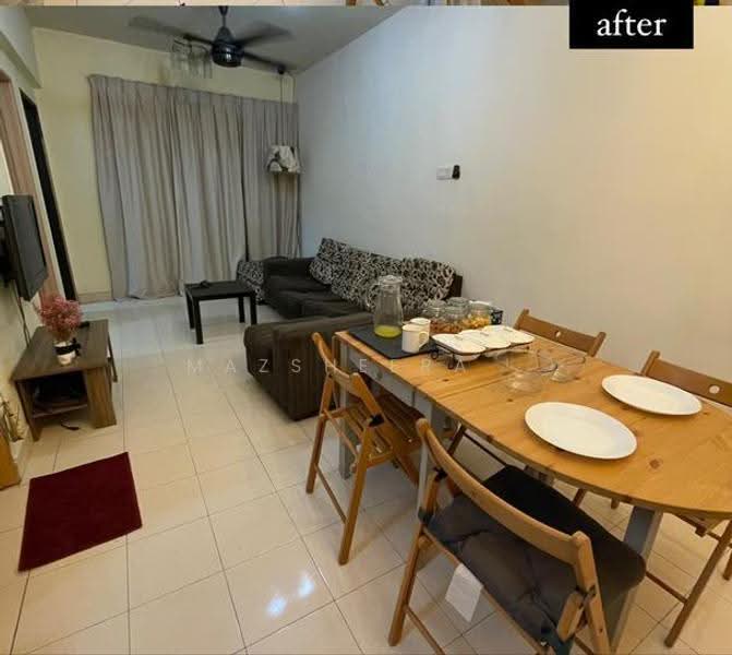 Apartment for Sale at Pangsapuri Persanda - Mazsheera . - Living Room - PropertyGuru.com.my