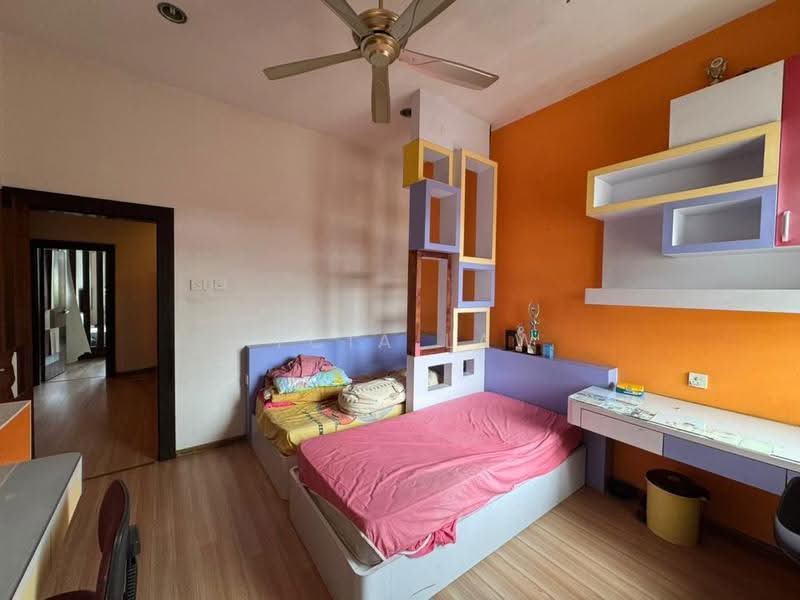 3-storey Terraced House for Sale in Bandar Putra Kulai (Kulai) - Tycia Law - PropertyGuru.com.my