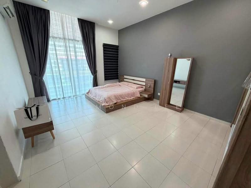 Rumah Teres 2-Tingkat untuk Dijual di Austin Crest (Johor Bahru) - Jesmond Lee - Bedroom - PropertyGuru.com.my
