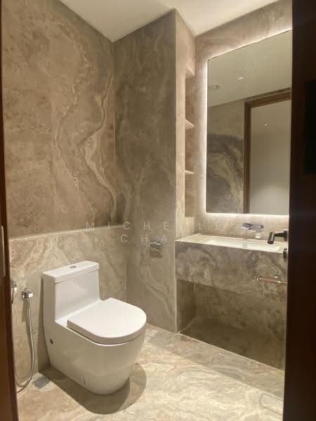 Kondominium untuk Dijual di The Peak - Michelle Chan - Bathroom - PropertyGuru.com.my