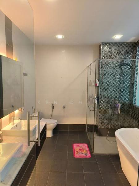 Rumah Berkembar untuk Dijual di Taman Nusa Bestari (Iskandar Puteri (Nusajaya)) - Ken Chai - Bathroom - PropertyGuru.com.my