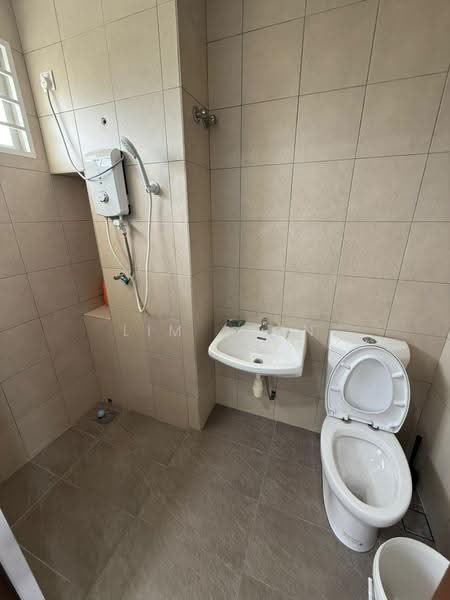 Rumah Teres 2.5-Tingkat untuk Dijual di Bandar Botanic (Klang) - Lim Jeon - Bathroom - PropertyGuru.com.my