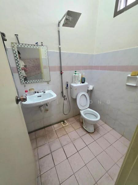 Rumah Teres 1-Tingkat untuk Dijual di Taman Nusa Bestari (Iskandar Puteri (Nusajaya)) - Calvin Wong - Bathroom - PropertyGuru.com.my