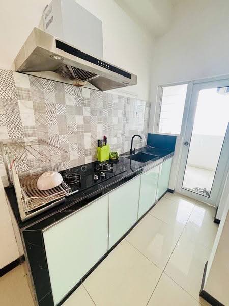 Kediaman Servis untuk Disewa di D'carlton (Residensi Seri Mega) - YC Fung - Kitchen - PropertyGuru.com.my