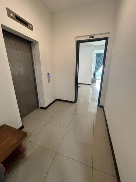 Kediaman Servis untuk Disewa di D'carlton (Residensi Seri Mega) - YC Fung - Entrance - PropertyGuru.com.my