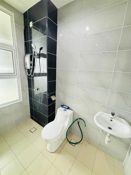 Kediaman Servis untuk Disewa di D'carlton (Residensi Seri Mega) - YC Fung - Bathroom - PropertyGuru.com.my