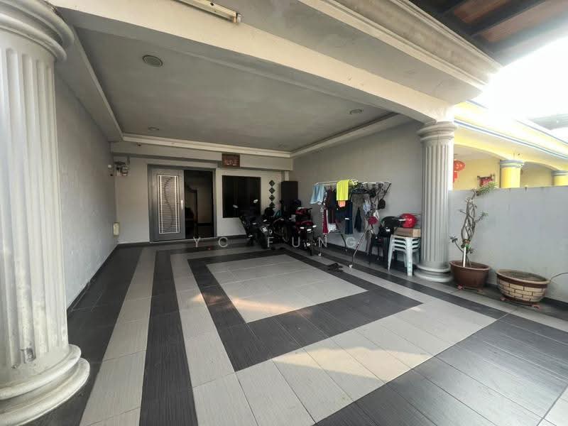 2-storey Terraced House for Rent in Gelang Patah (Johor) - YC Fung - Exterior - PropertyGuru.com.my