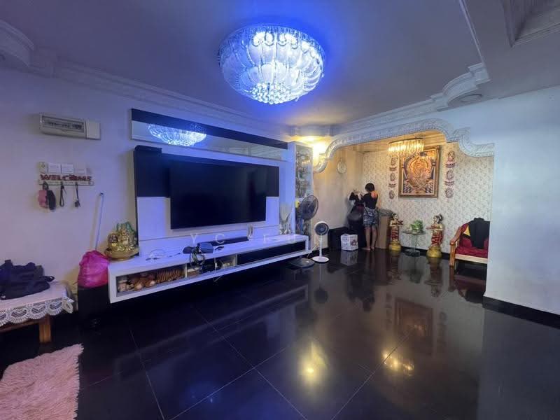 2-storey Terraced House for Rent in Gelang Patah (Johor) - YC Fung - Living Room - PropertyGuru.com.my