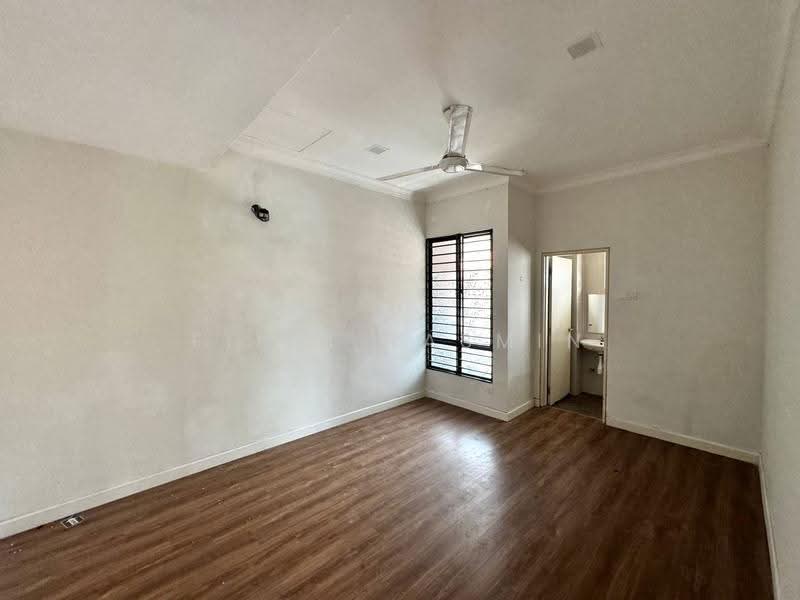 2-storey Terraced House for Sale in Alam Sari (Bangi) - Fikri Yasmin - PropertyGuru.com.my