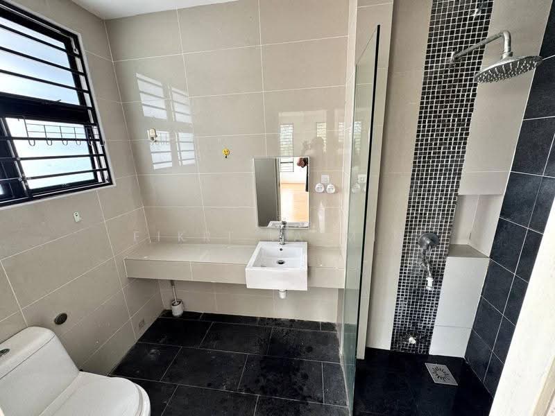 2-storey Terraced House for Sale in Alam Sari (Bangi) - Fikri Yasmin - PropertyGuru.com.my
