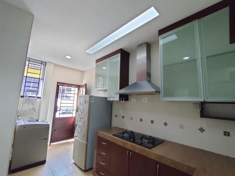 1-storey Terraced House for Rent in Skudai (Johor) - YC Fung - Kitchen - PropertyGuru.com.my